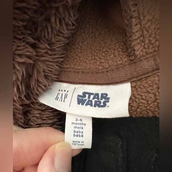 Gap chewy fleece bunting suit size 3-6 months like new - Picture 4 of 4